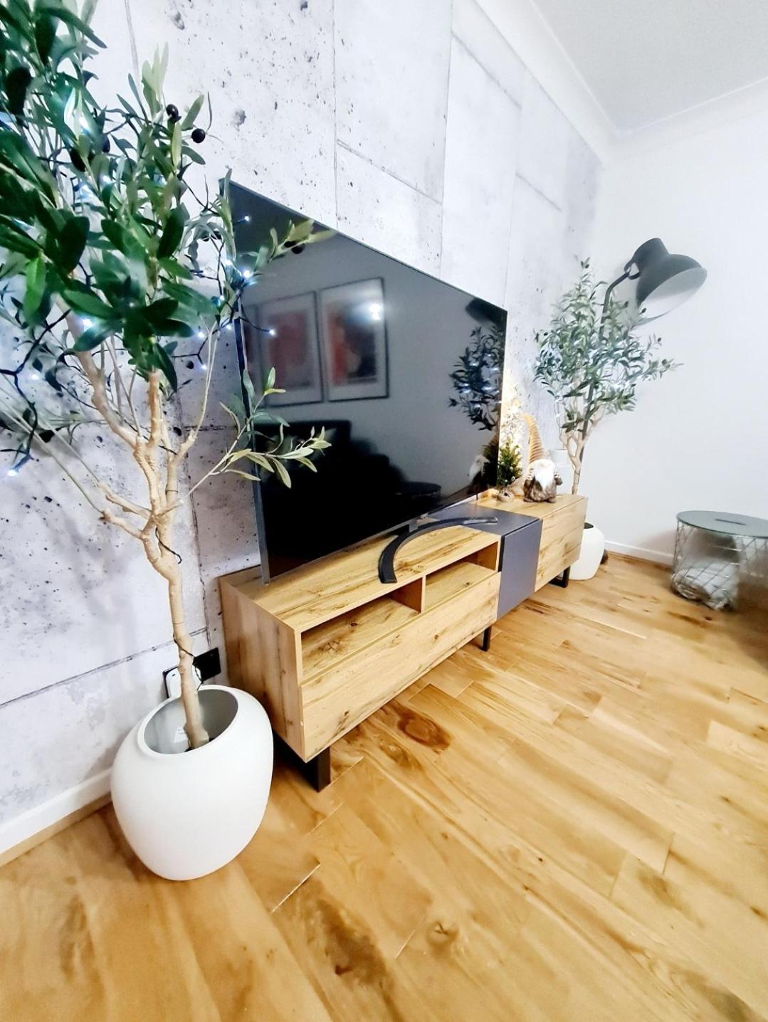 Апартаменты Bright 3Br Walking Distance To Town - Free Parking Глазго Экстерьер фото